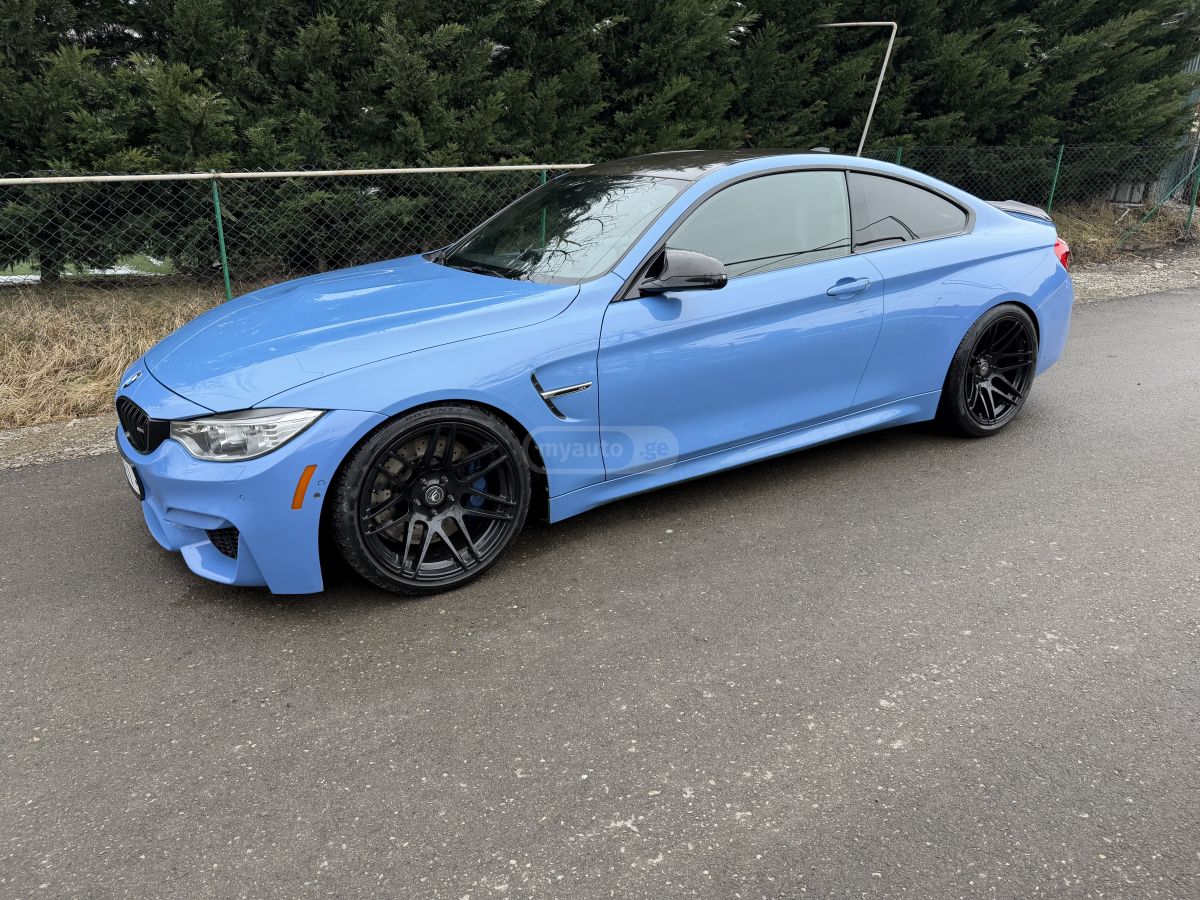 BMW M4 2014 — photo 2