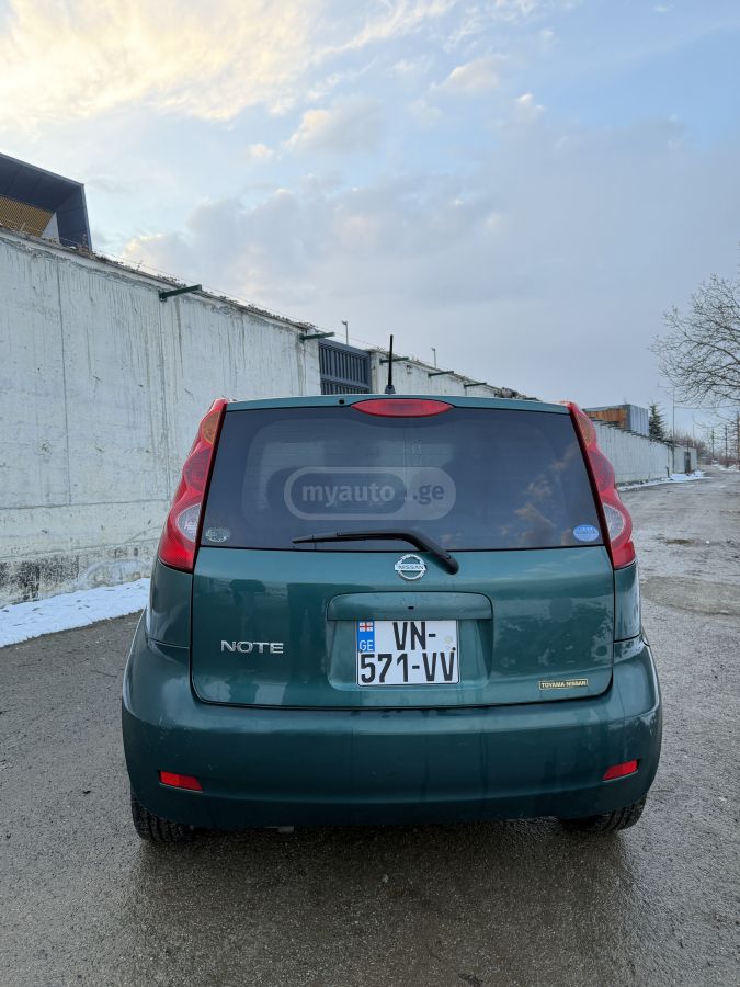 Nissan Note 2005 — photo 2