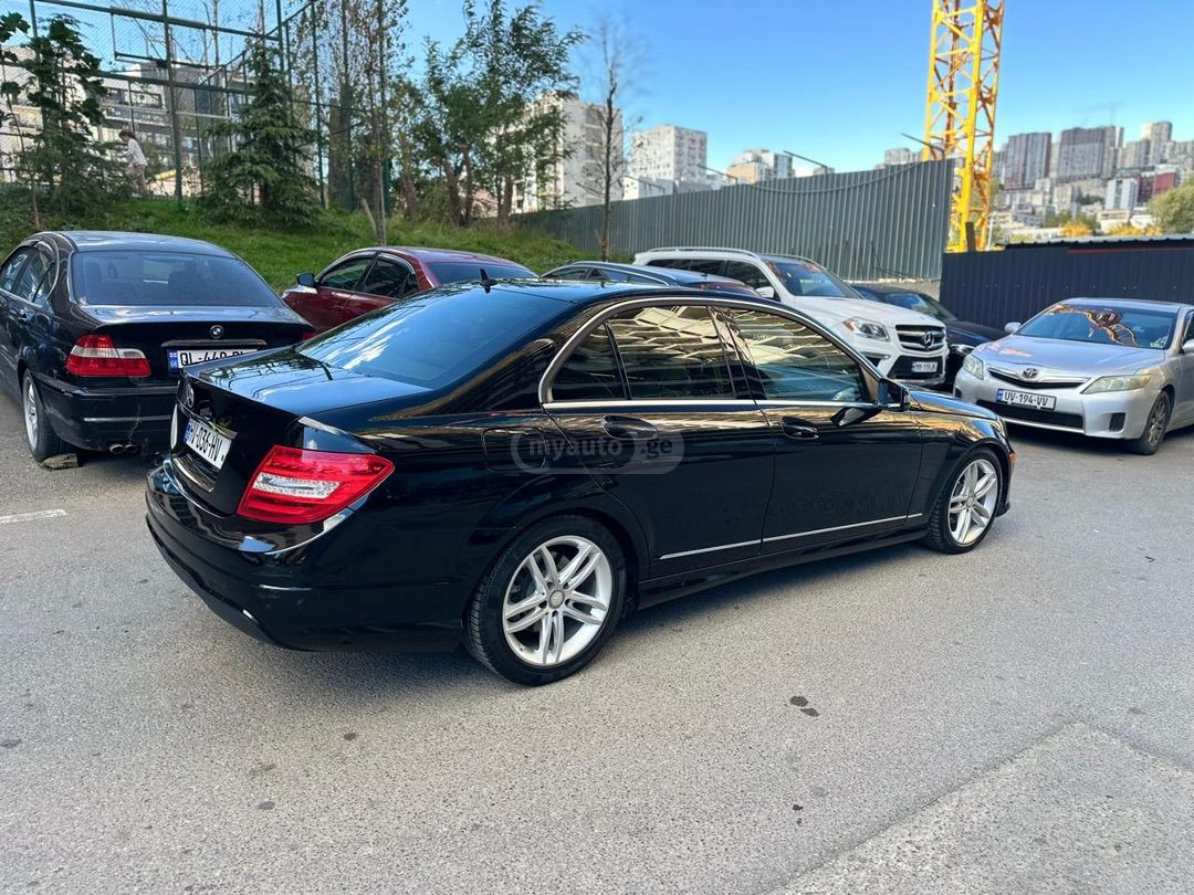 Mercedes-Benz C 250