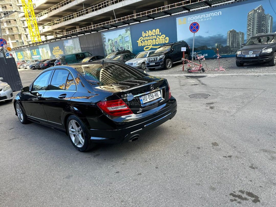 Mercedes-Benz C 250 2013 — photo 2