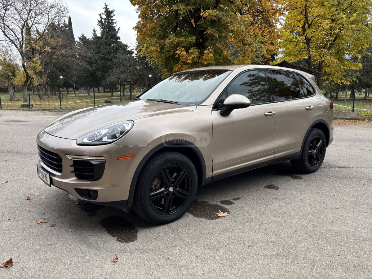 Porsche Cayenne 2016 — photo 2