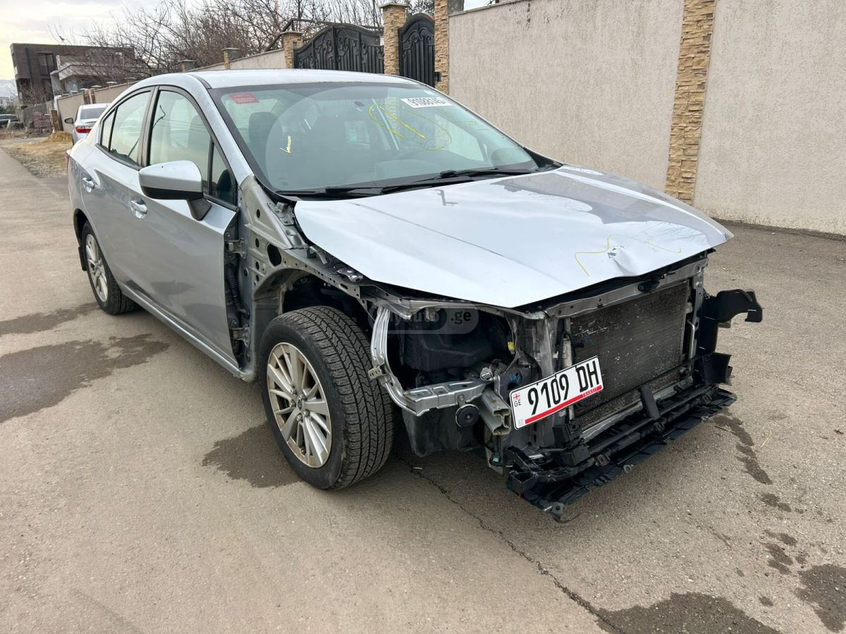 Subaru Impreza 2017 — photo 2