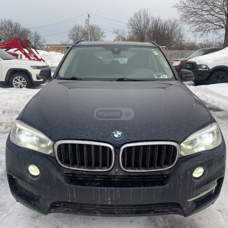 BMW X5 2015 — photo 2