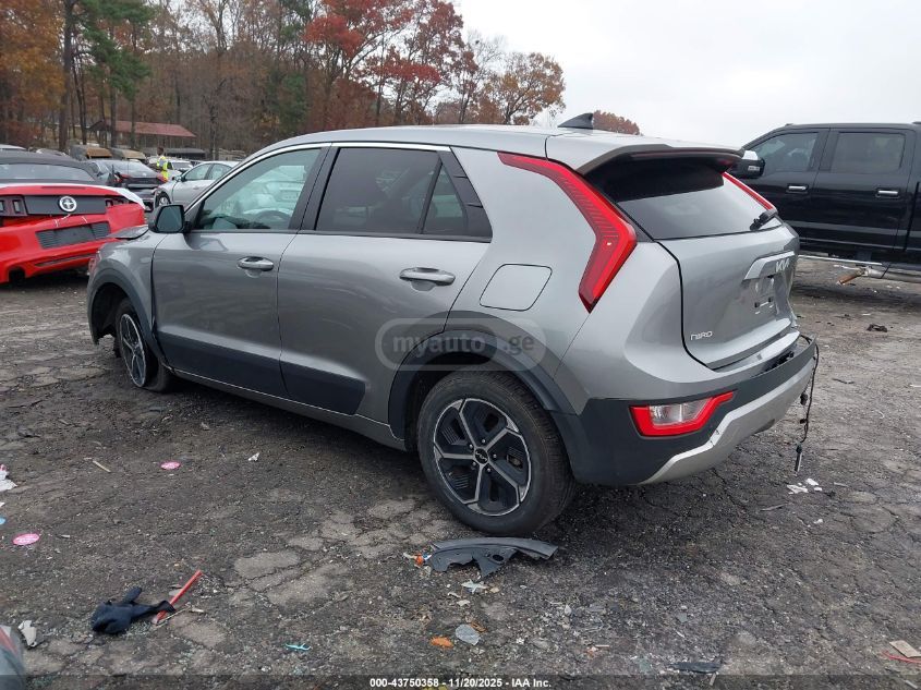 Kia Niro 2022 — photo 2