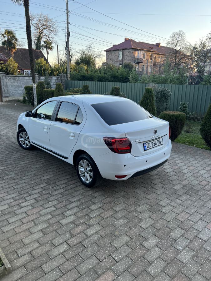 Renault Logan 2018 — photo 2