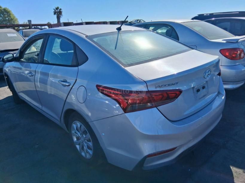 Hyundai Accent 2021 — photo 2
