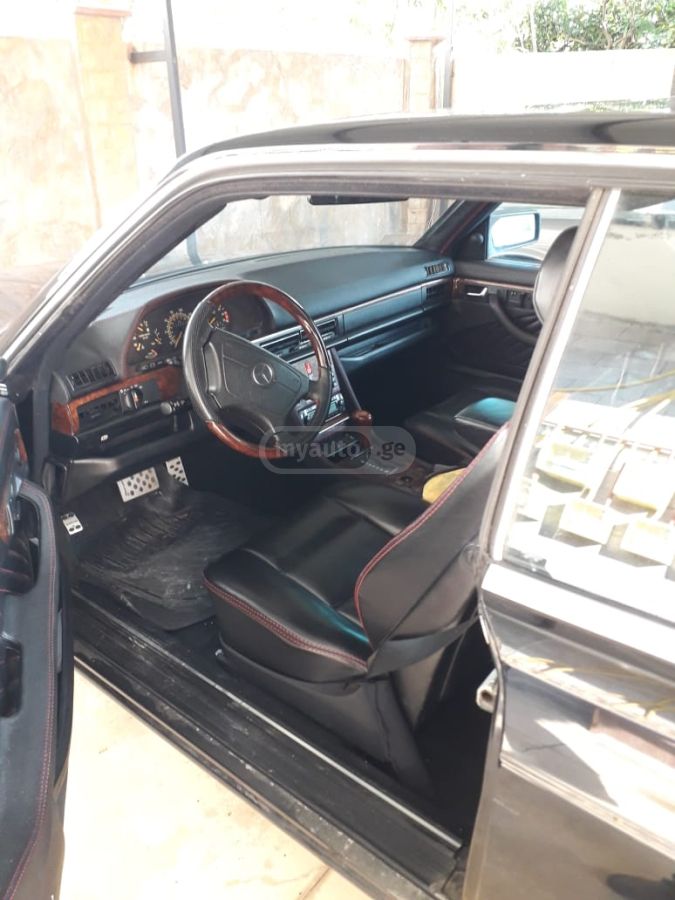 Mercedes-Benz S 560 1990 — photo 2