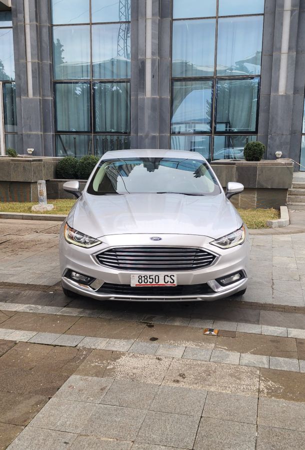 Ford Fusion 2017 — photo 2