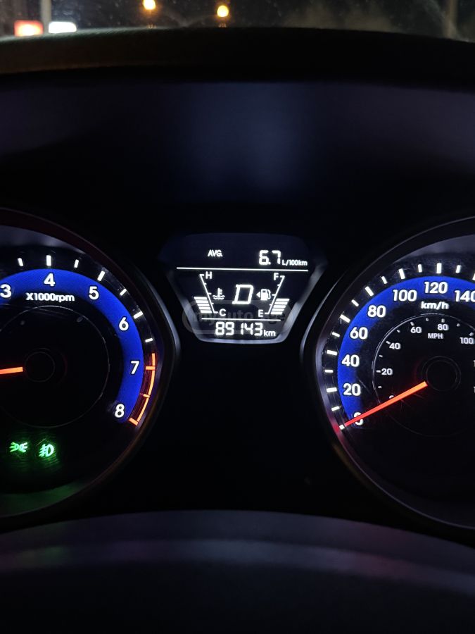 Hyundai Elantra 2014 — photo 2