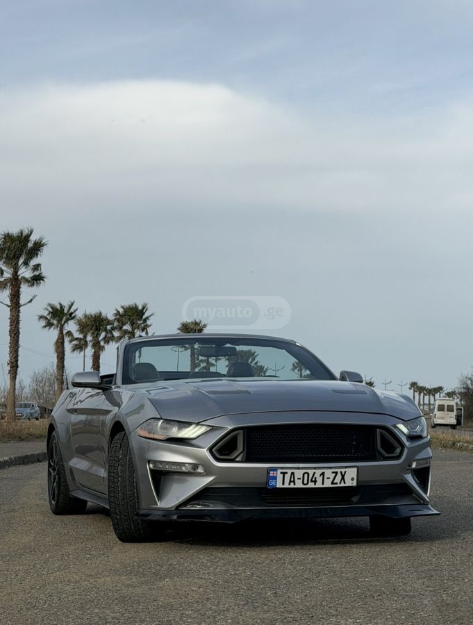 Ford Mustang 2020 — photo 2