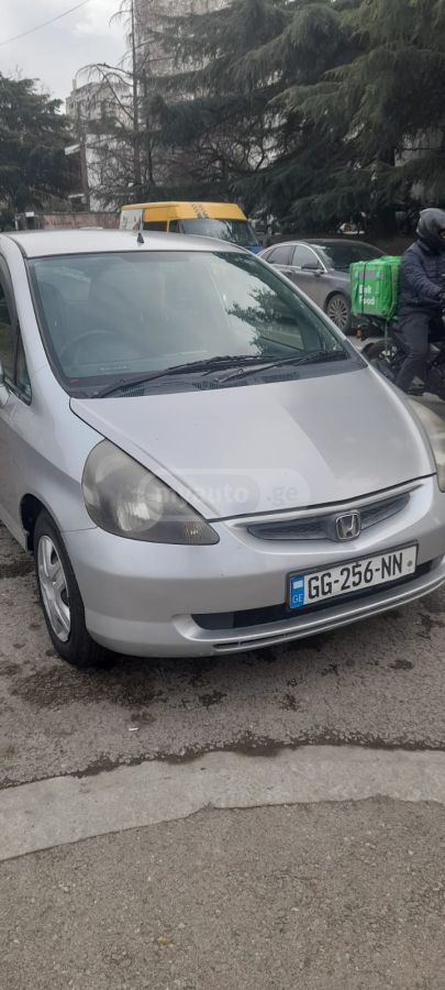 Honda Fit 2002 — photo 2