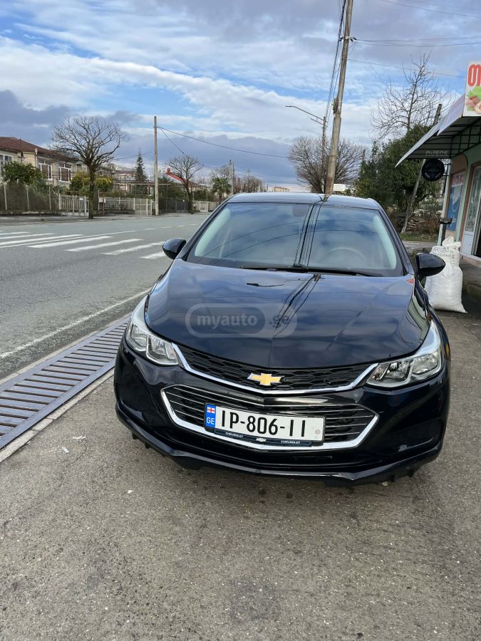 Chevrolet Cruze 2018 — photo 2
