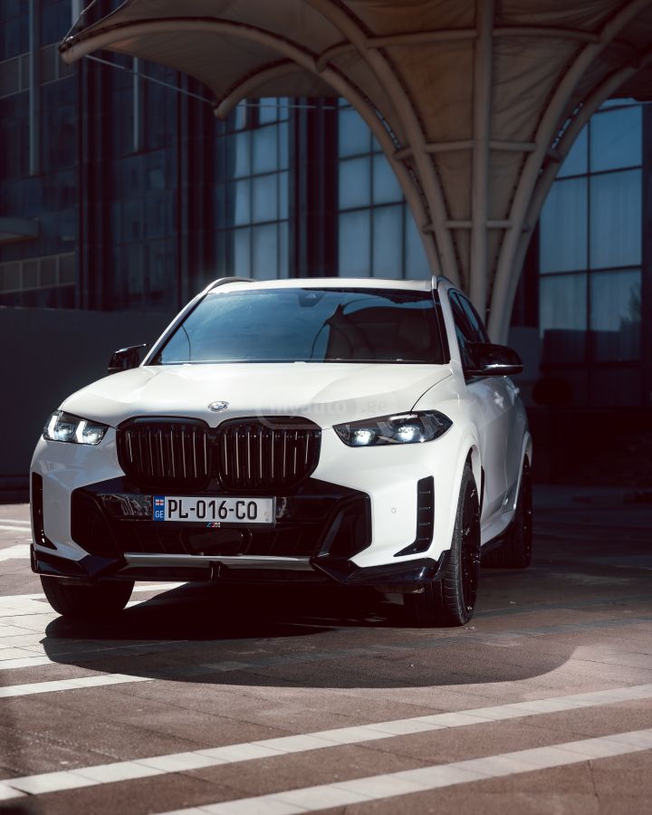 BMW X5 2022 — photo 2