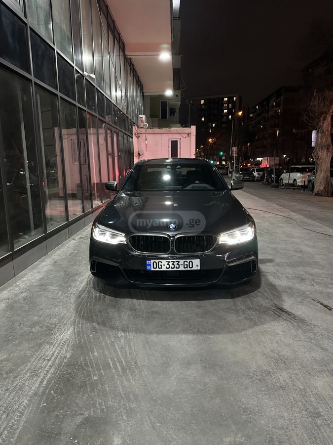 BMW M550 2018 — photo 2