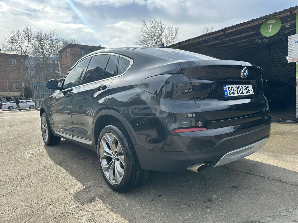 BMW X4 2016 — photo 2