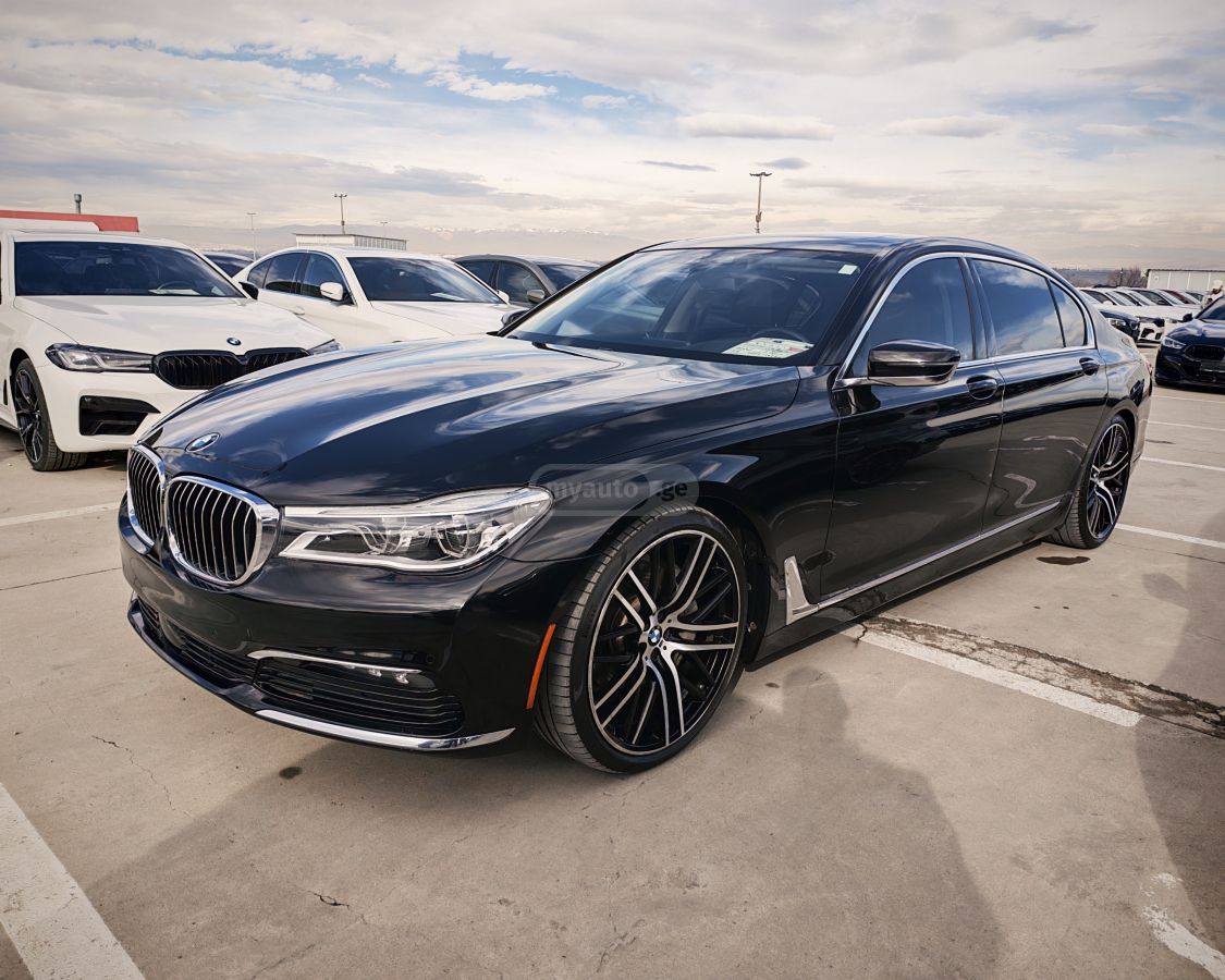 BMW 740
