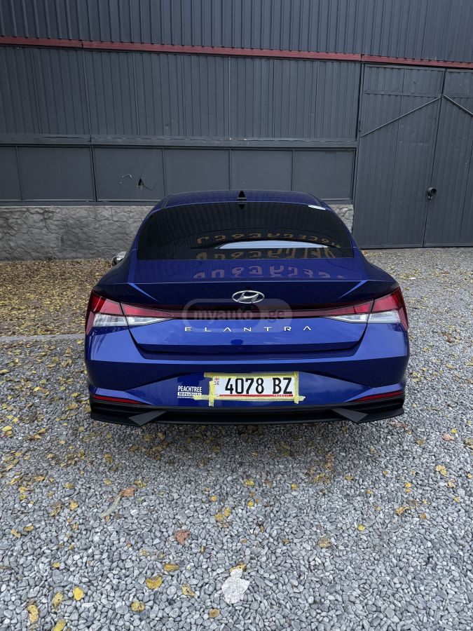 Hyundai Elantra 2021 — photo 2