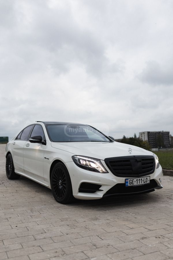 Mercedes-Benz S 400