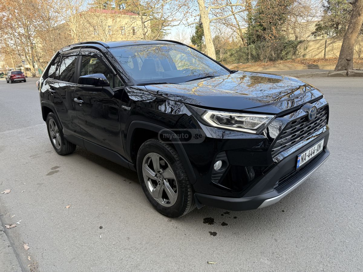 Toyota RAV 4 2019 — photo 2