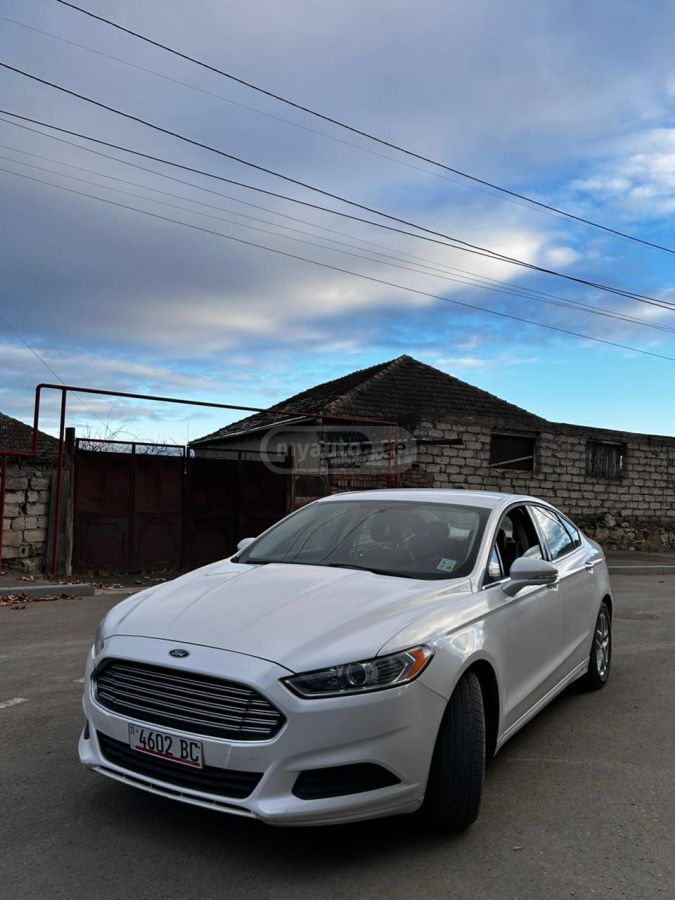 Ford Fusion 2013 — photo 2