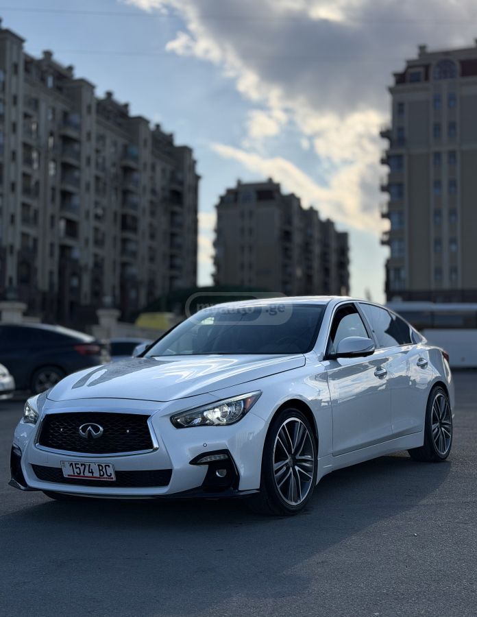 Infiniti Q 50