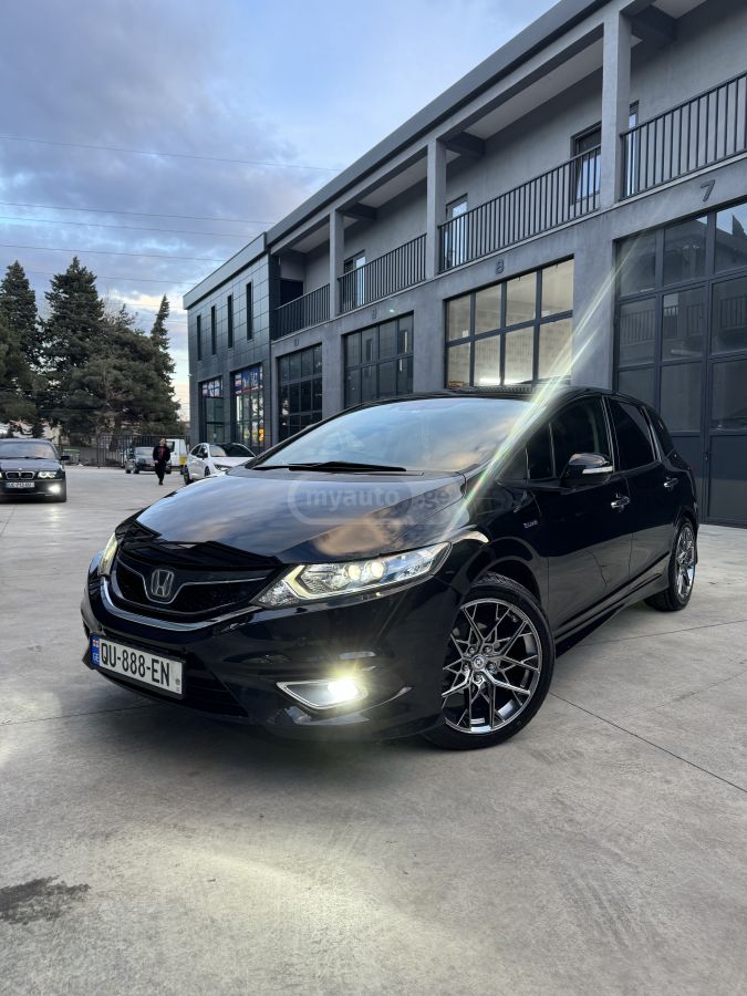 Honda Jade