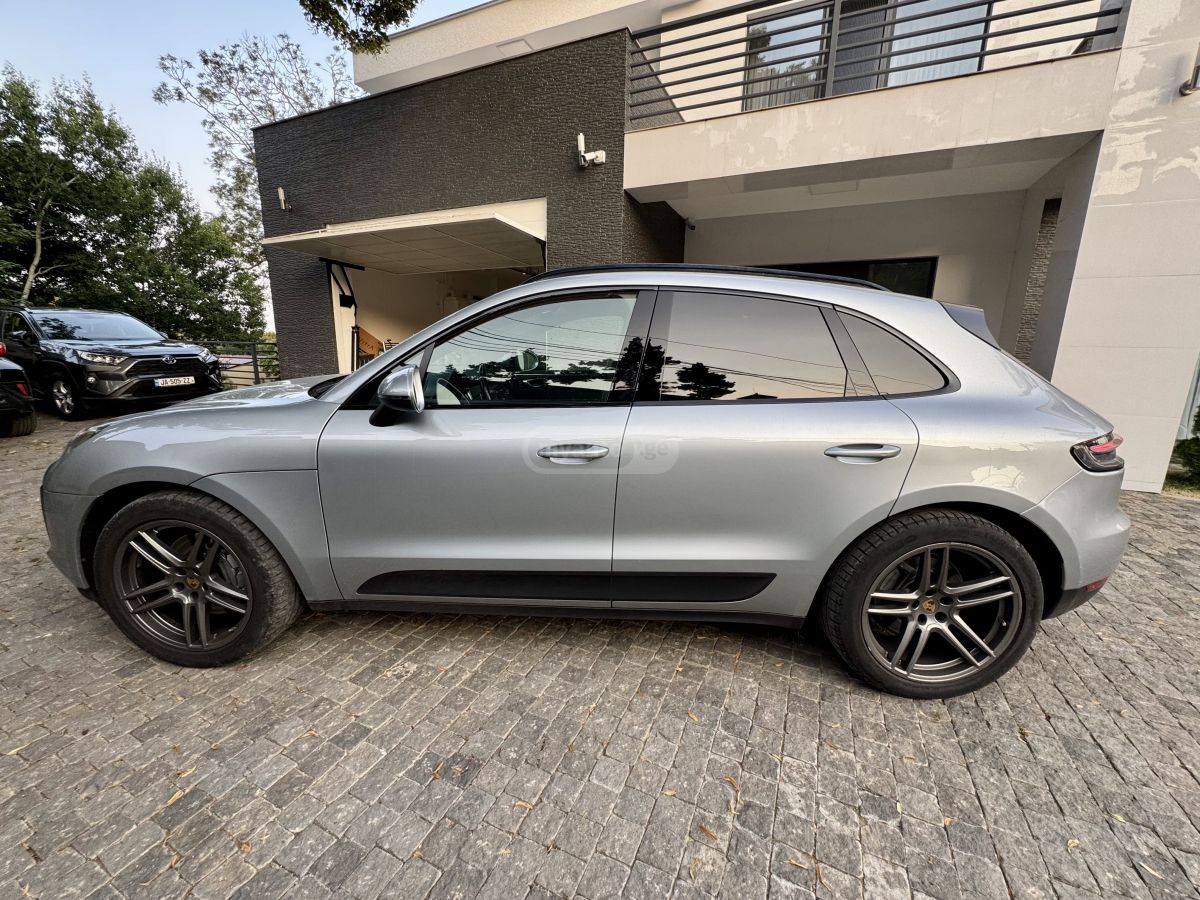 Porsche Macan 2019 — photo 2