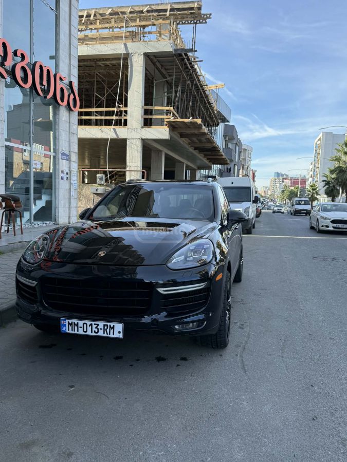 Porsche Cayenne 2014 — photo 2