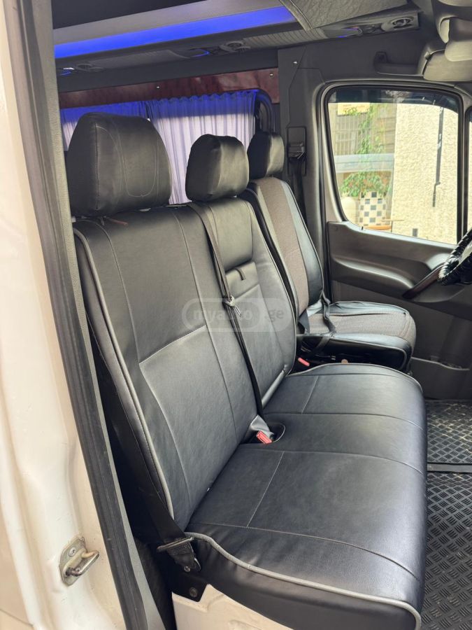 Mercedes-Benz Sprinter 2010 — photo 2