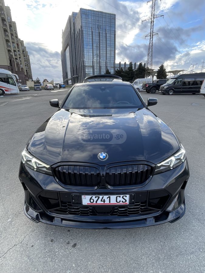 BMW 330