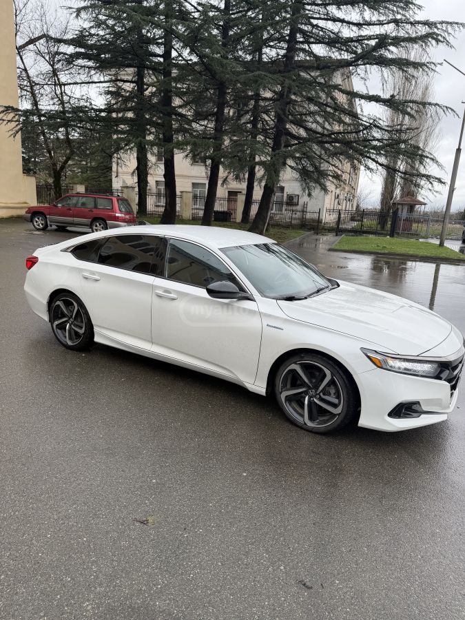 Honda Accord 2022 — photo 2