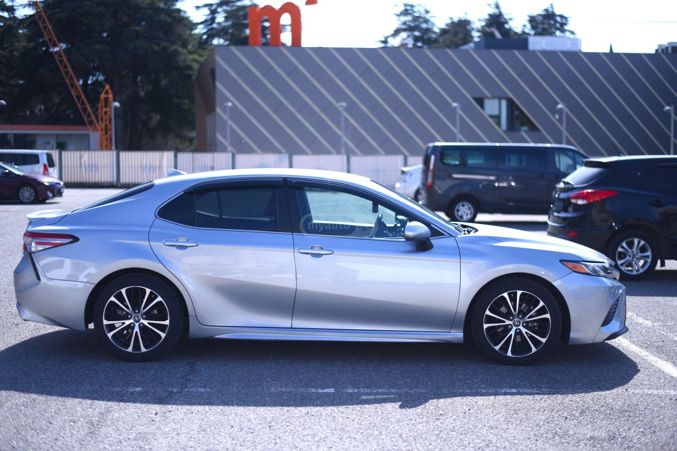 Toyota Camry 2019 — photo 2