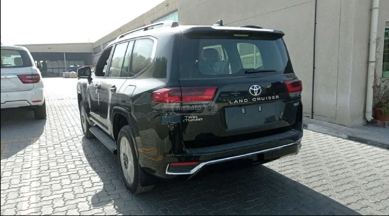 Toyota Land Cruiser 2025 — photo 2