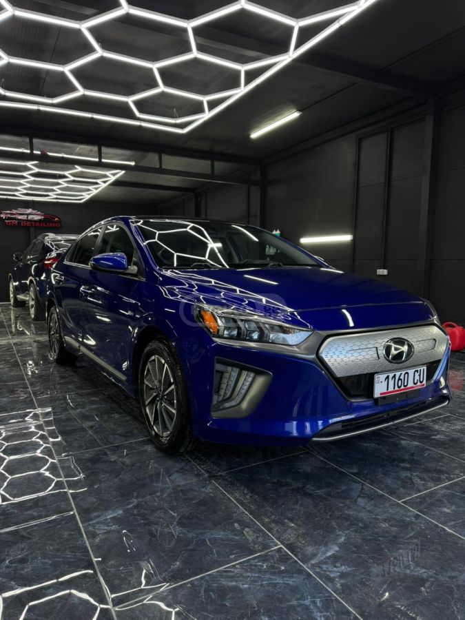 Hyundai Ioniq 2020 — photo 2