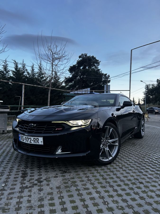 Chevrolet Camaro 2019 — photo 2