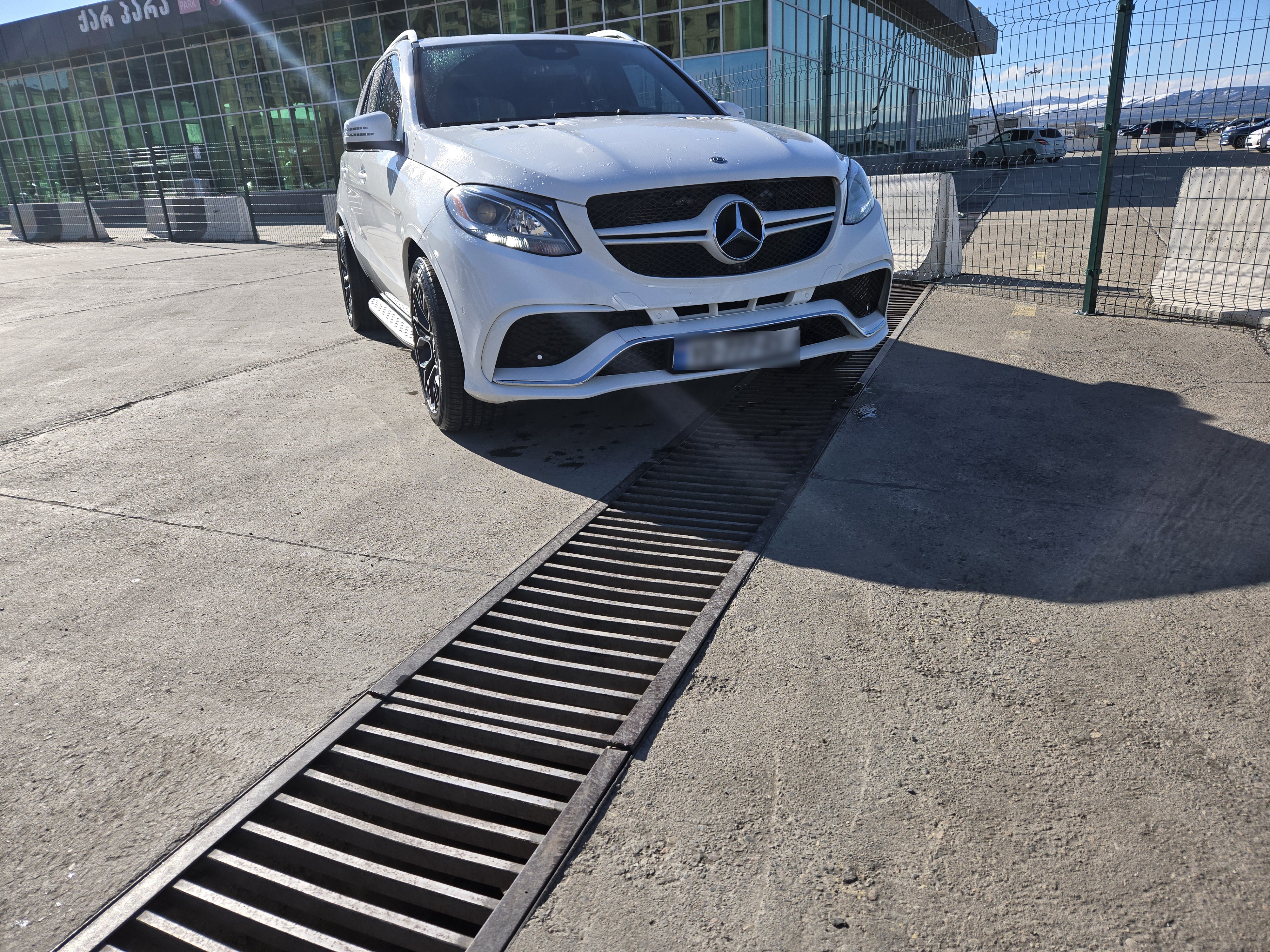 Mercedes-Benz GLE 350 2018 — photo 2