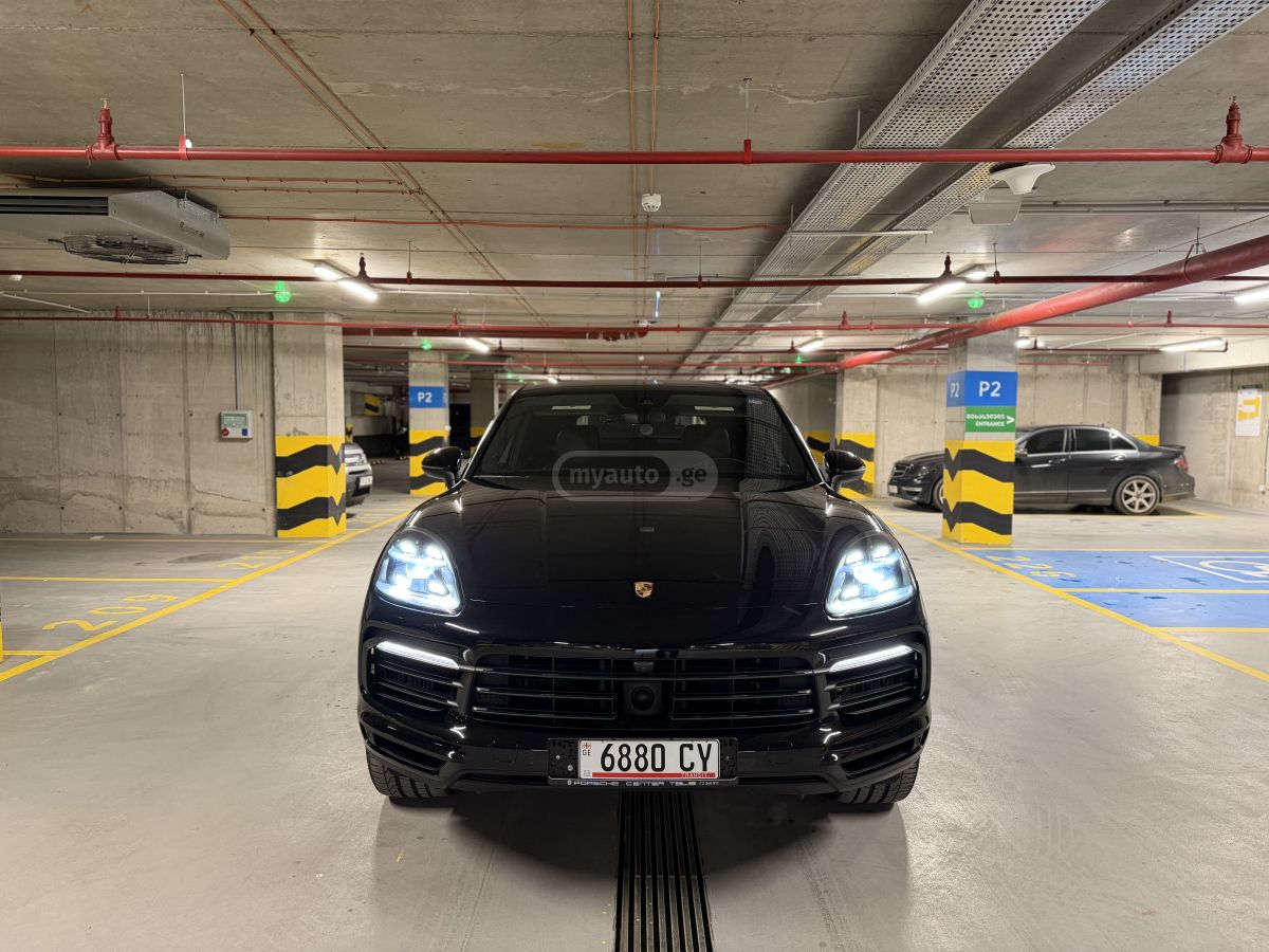 Porsche Cayenne 2020 — photo 2