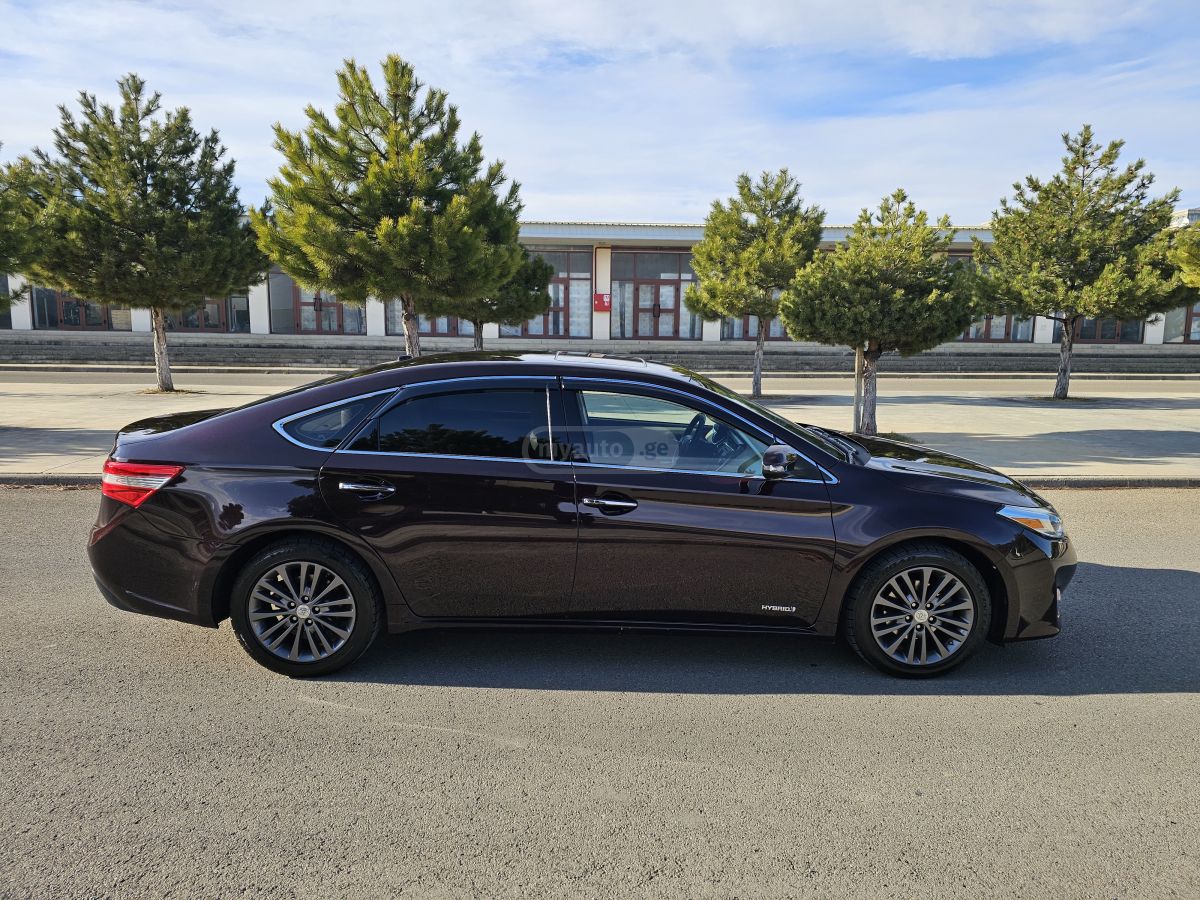 Toyota Avalon 2013 — photo 2