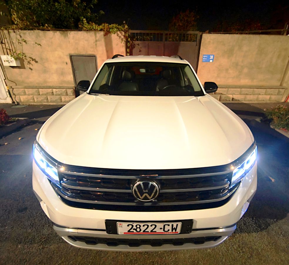 Volkswagen Atlas 2023 — photo 2