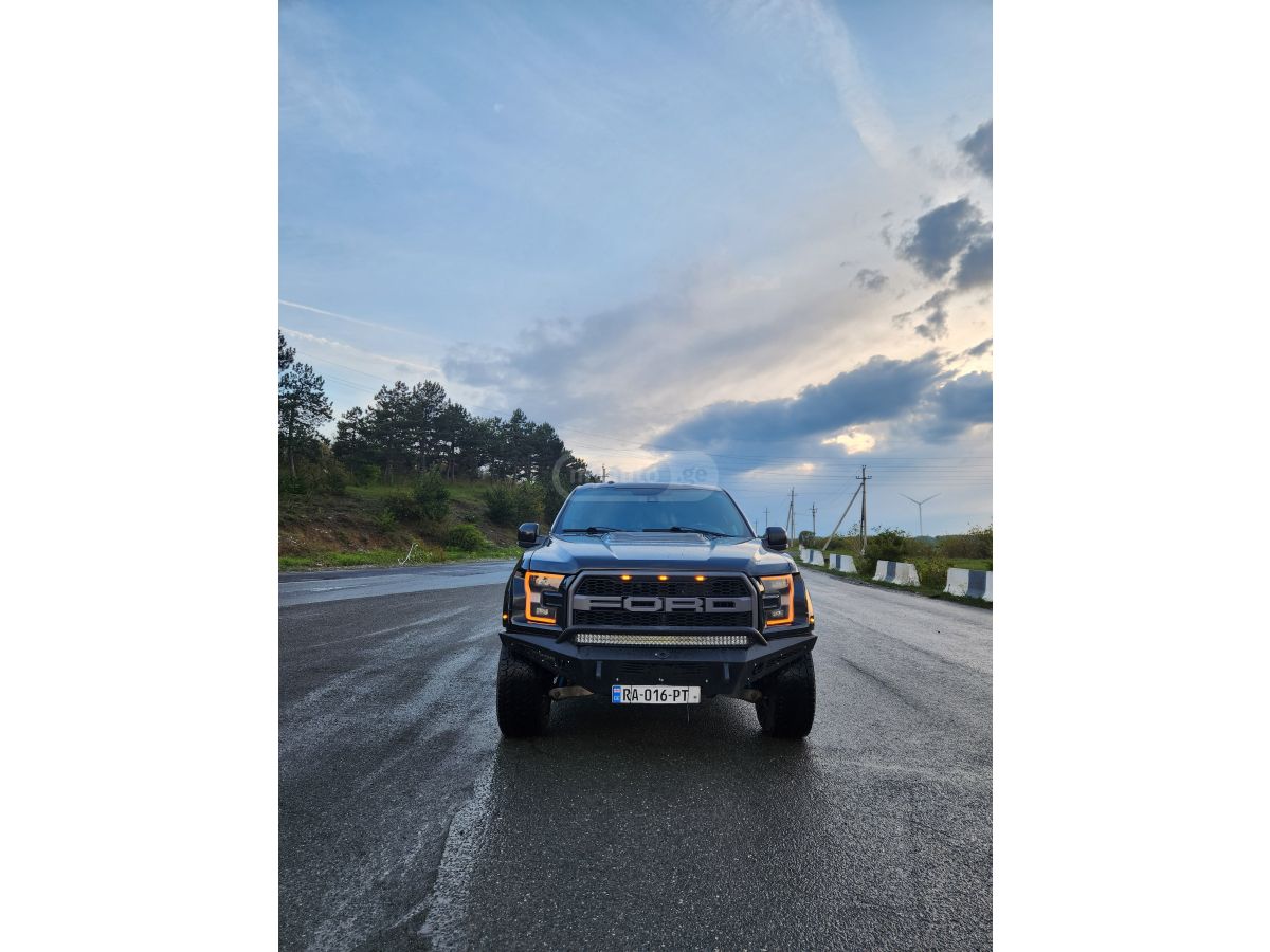 Ford F150 2018 — photo 2