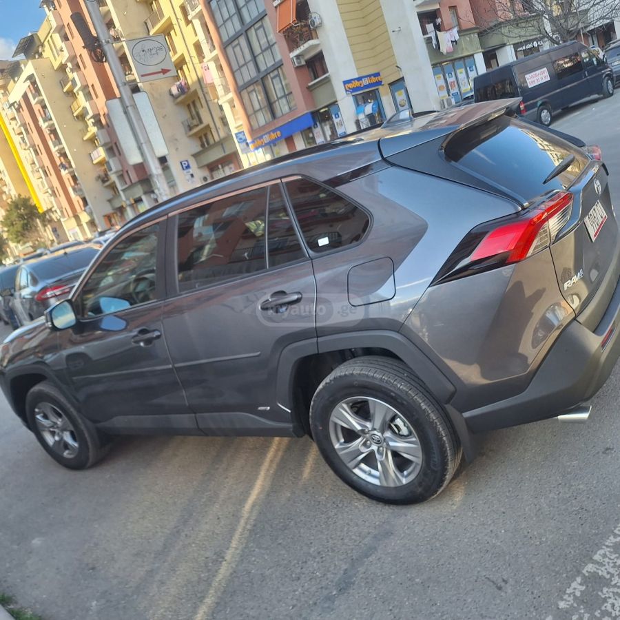Toyota RAV4 2024 — photo 2