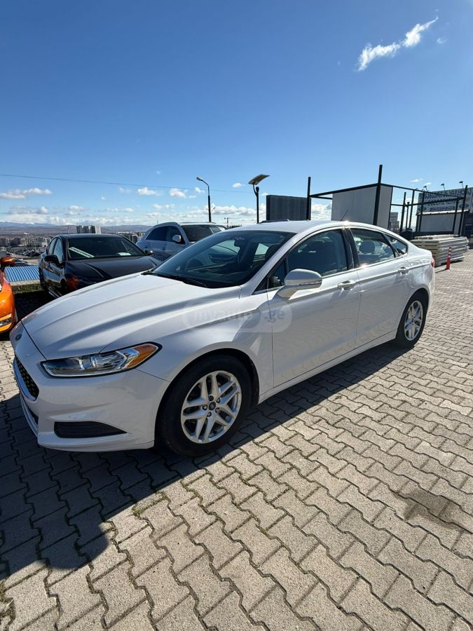 Ford Fusion 2014 — photo 2
