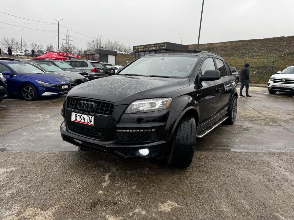 Audi Q7