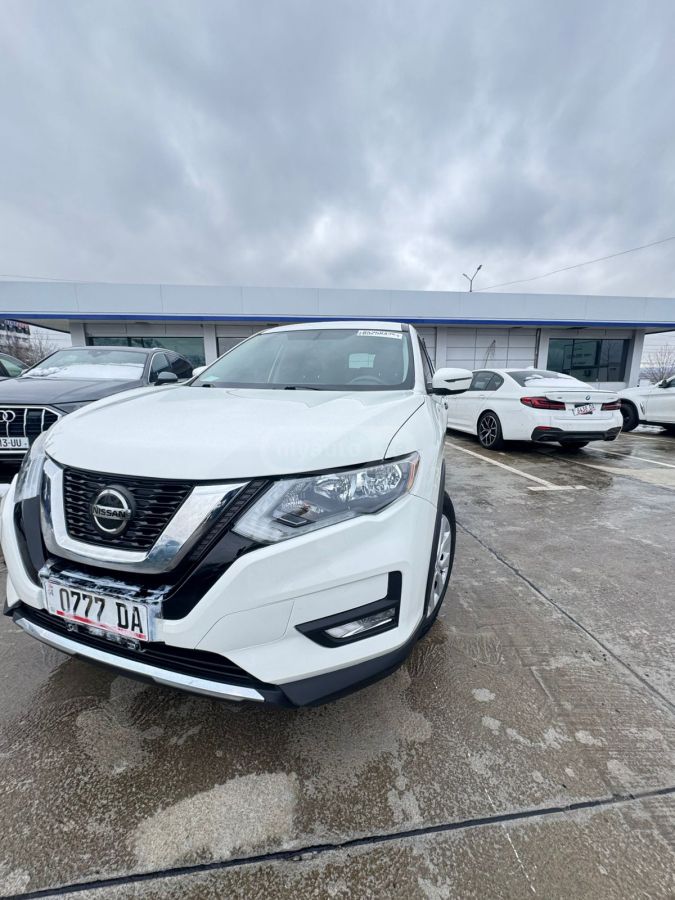 Nissan Rogue 2019 — photo 2