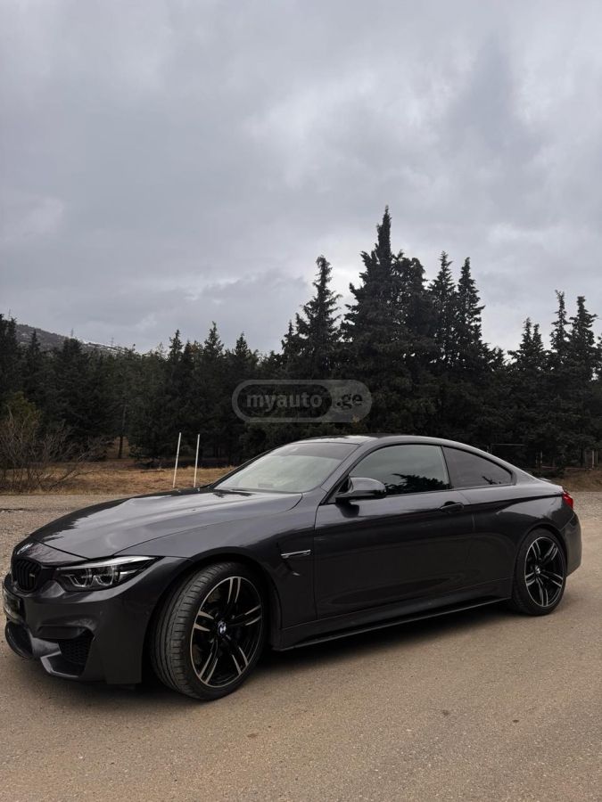 BMW M4