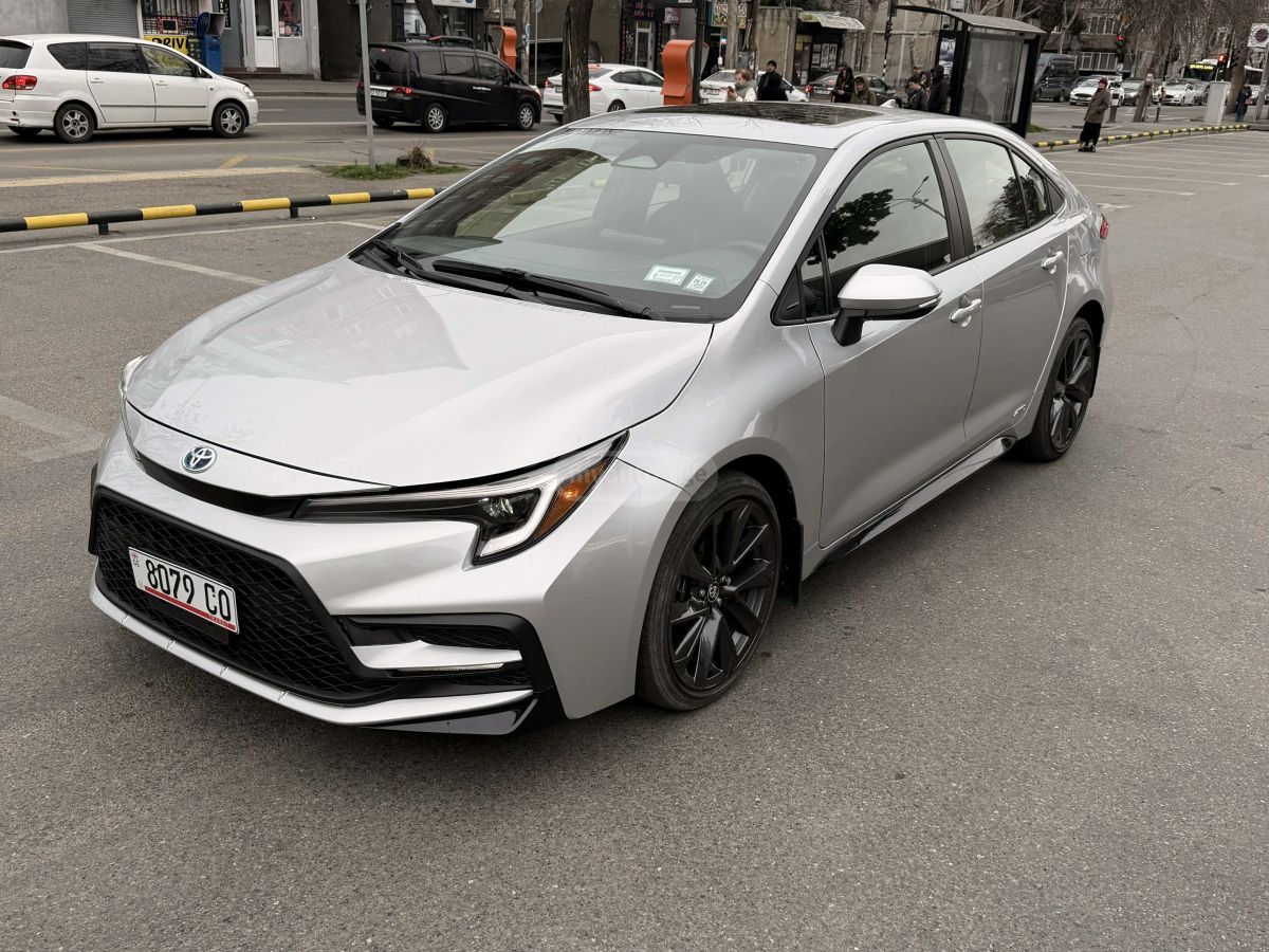 Toyota Corolla 2023 — photo 2