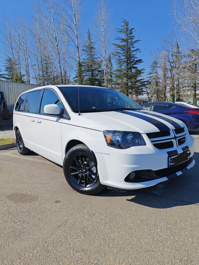 Dodge Caravan