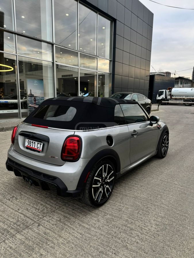 Mini Cooper 2023 — photo 2