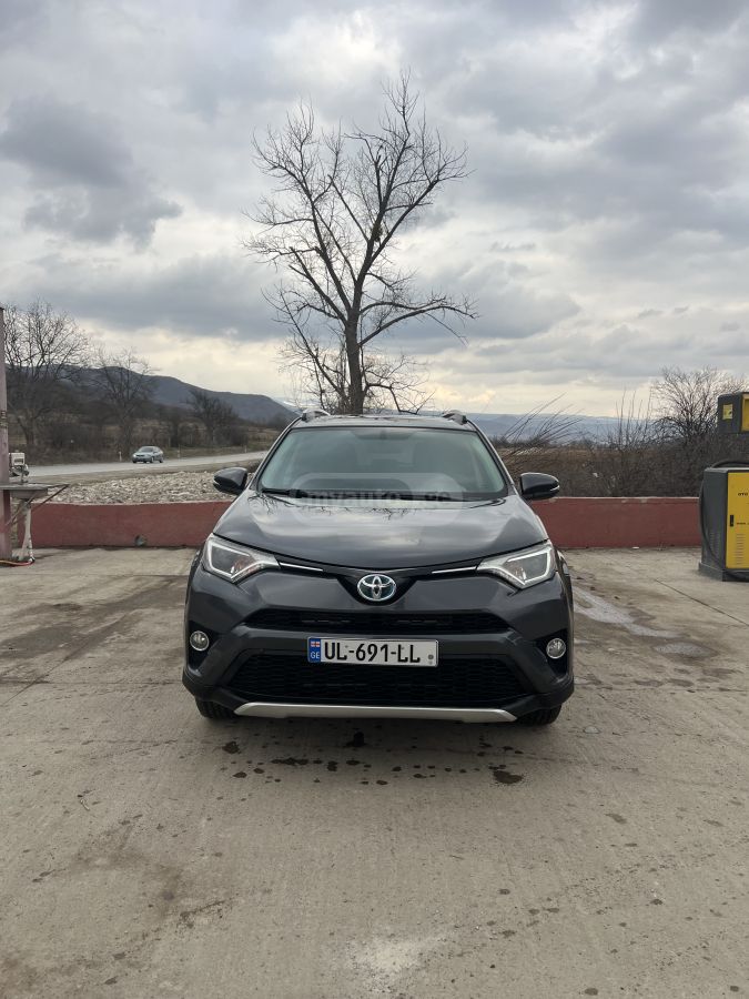 Toyota RAV4 2016 — photo 2