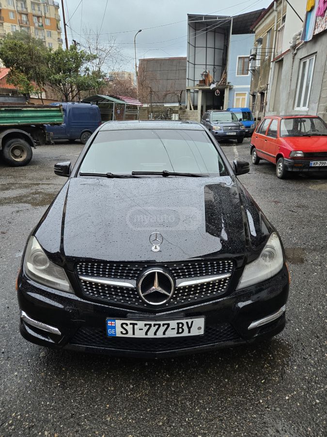 Mercedes-Benz C 350